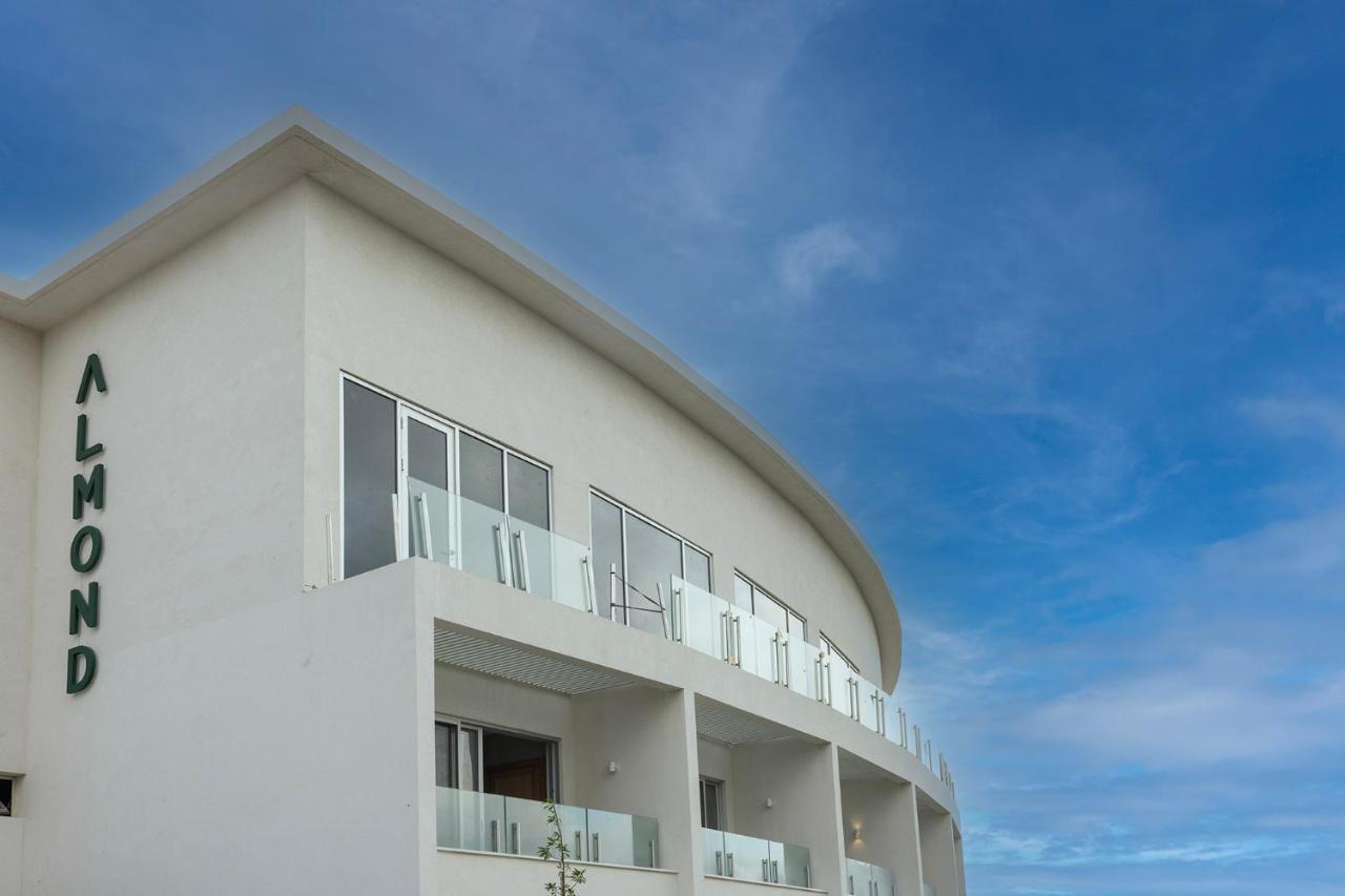 Almond Hotel - Adults Only Neve Ilan Exterior foto